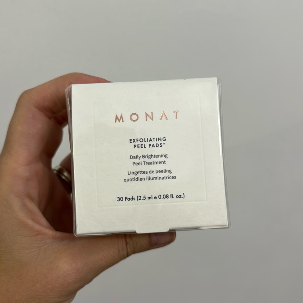 Monat Exfoliating Peel Pads